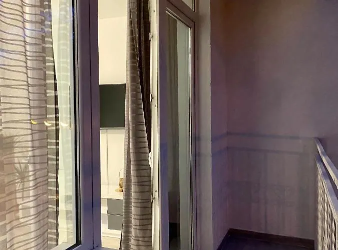Blue Sky Apartment